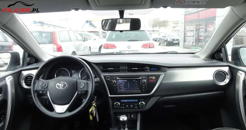 Toyota Auris cena 49990 przebieg: 61000, rok produkcji 2012 z Nowe Miasto nad Pilicą małe 232